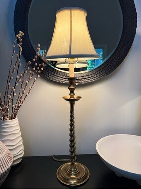 MCM vintage barley twist brass lamp 30”